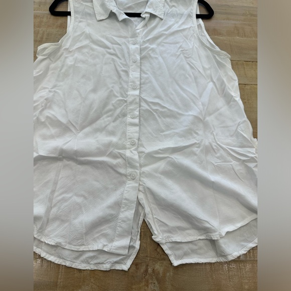 Beach Lunch Lounge white collared sleeveless blouse top - Picture 4 of 10